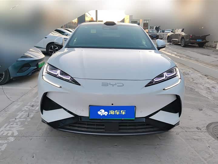 Фото 2 - BYD Sea Lion 07 EV