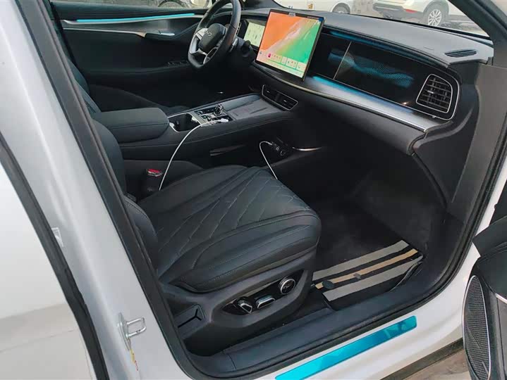 Фото 8 - BYD Sea Lion 07 EV