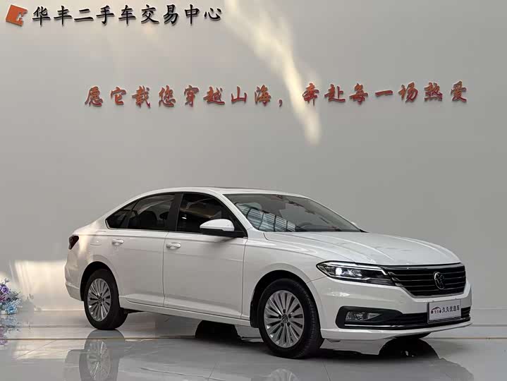 Фото 3 - Volkswagen Lavida