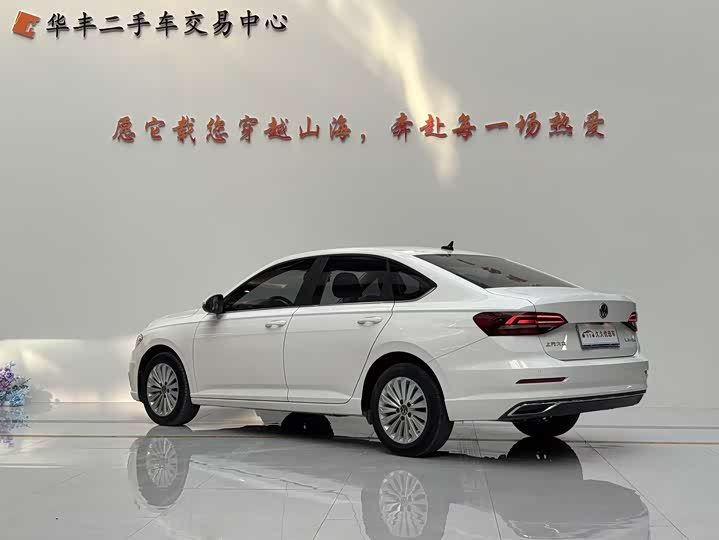 Фото 6 - Volkswagen Lavida