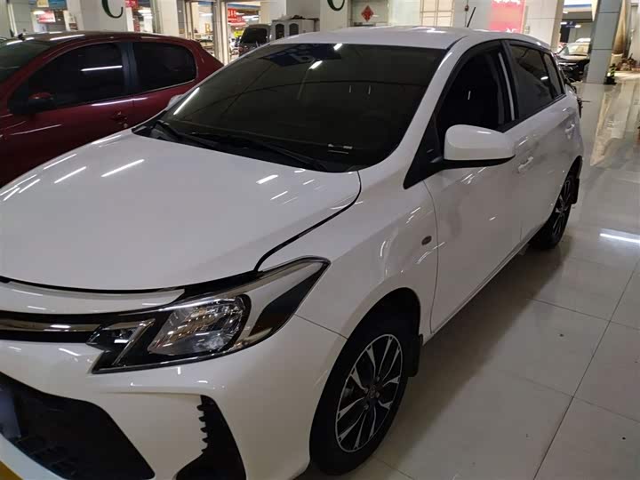 Фото 5 - Toyota Vios FS