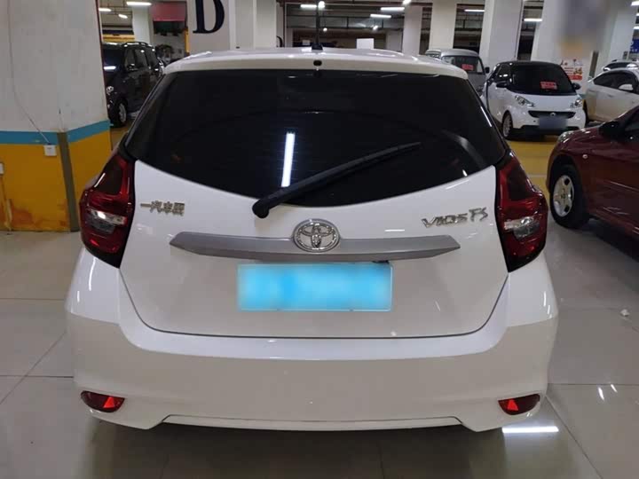 Фото 6 - Toyota Vios FS