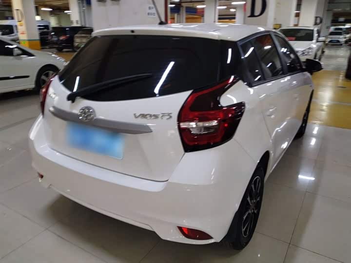 Фото 7 - Toyota Vios FS