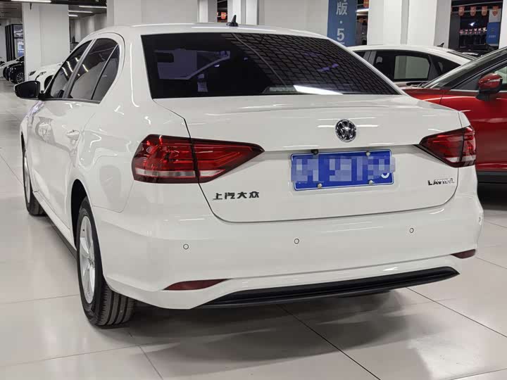 Фото 4 - Volkswagen Lavida