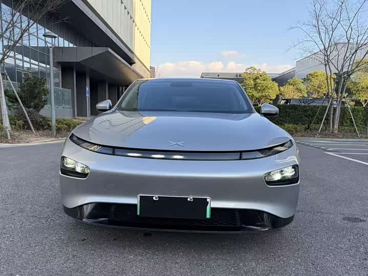 Фото 2 - XPeng P7