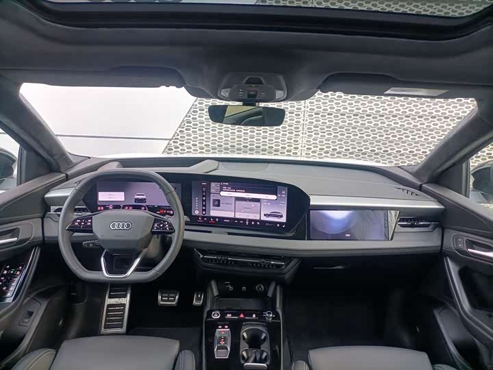 Фото 6 - Audi Q6L e-tron