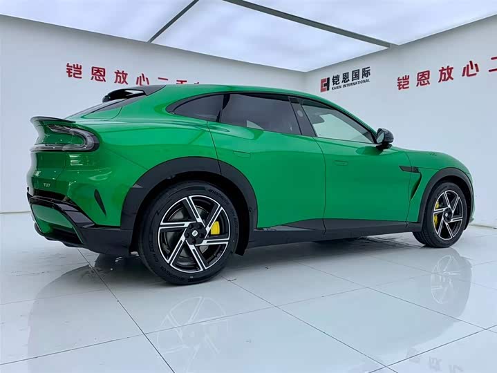 Фото 5 - Xiaomi YU7