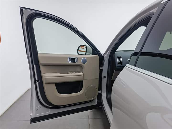 Фото 8 - LiXiang L6