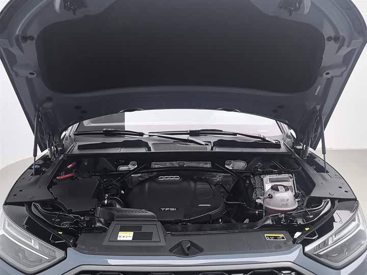 Фото 6 - Audi Q5L Sportback