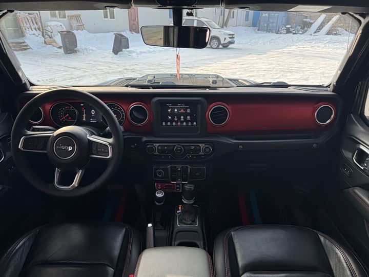 Фото 5 - Jeep Wrangler