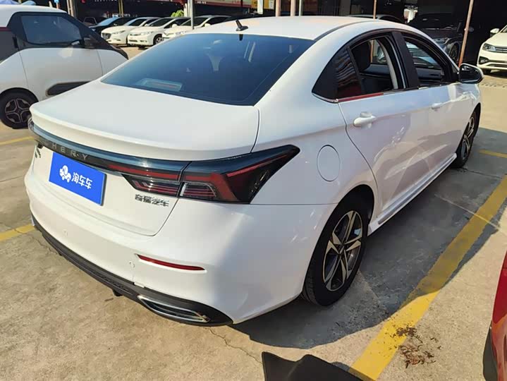 Фото 3 - Chery Omoda S5 (Arrizo 5 Plus)