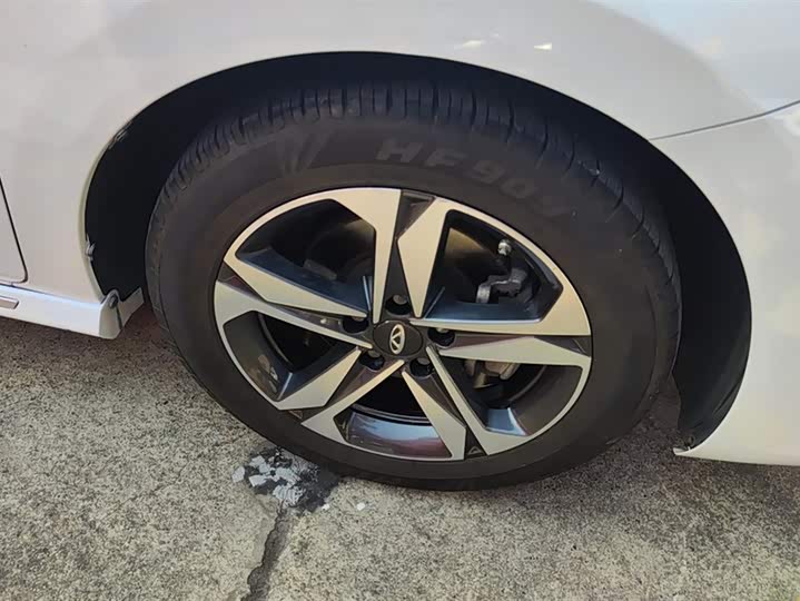 Фото 6 - Chery Omoda S5 (Arrizo 5 Plus)