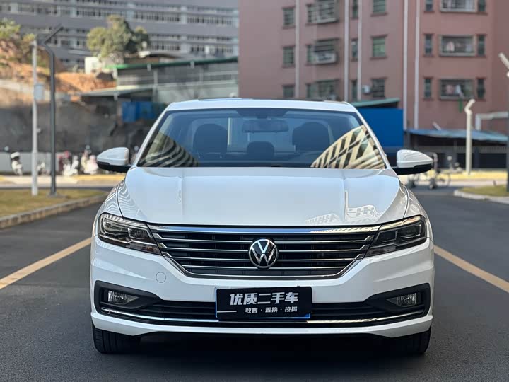Фото 2 - Volkswagen Lavida