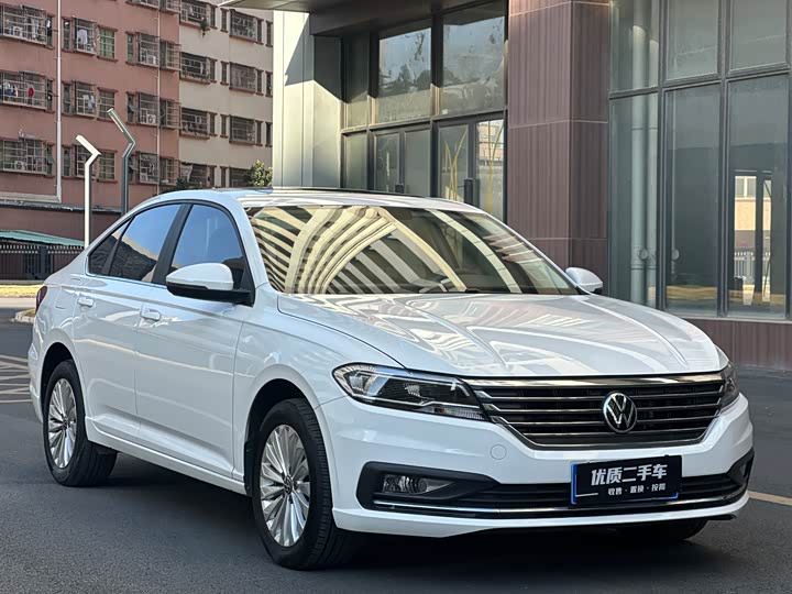 Фото 3 - Volkswagen Lavida