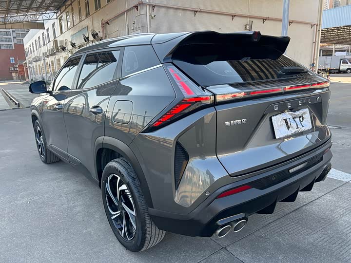 Фото 6 - Geely Atlas