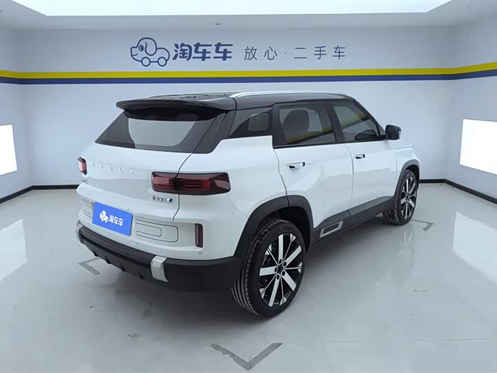 Фото 3 - Geely Icon