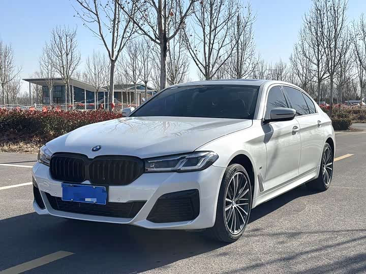 Фото 1 - BMW 5 Series