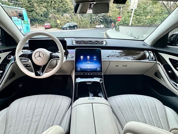 Фото 4 - Mercedes-Benz S-Class