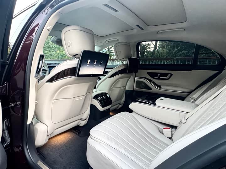 Фото 6 - Mercedes-Benz S-Class