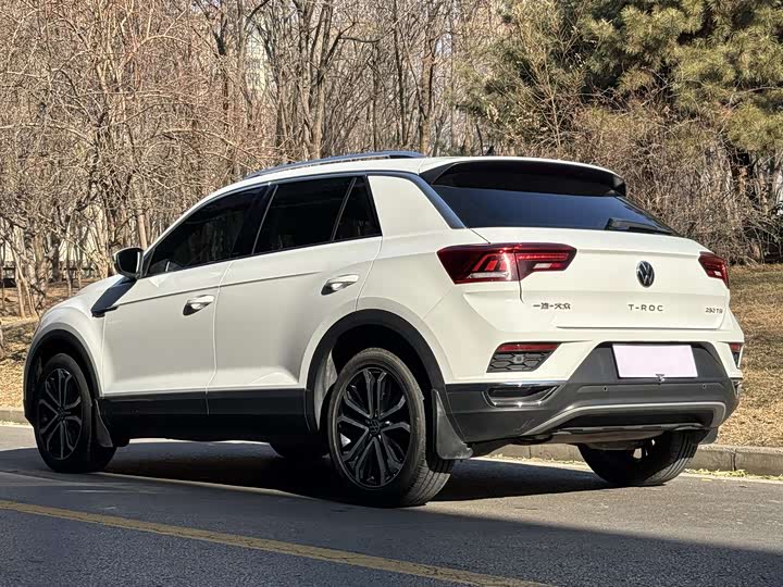 Фото 4 - Volkswagen T-Roc