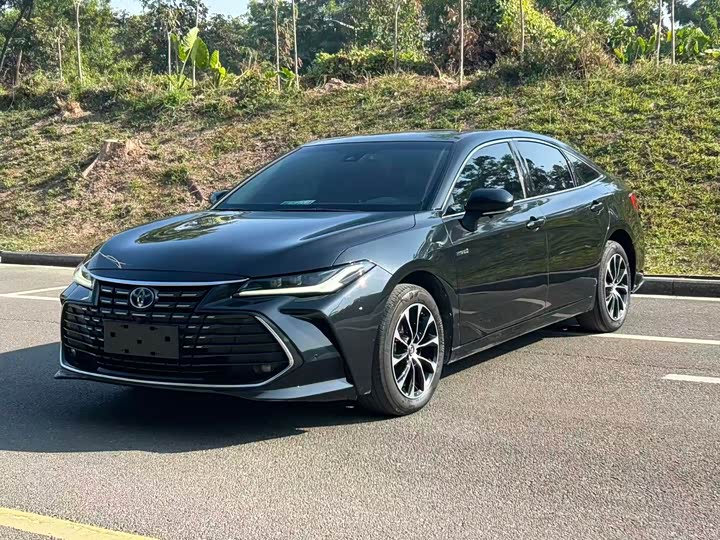 Фото 3 - Toyota Avalon