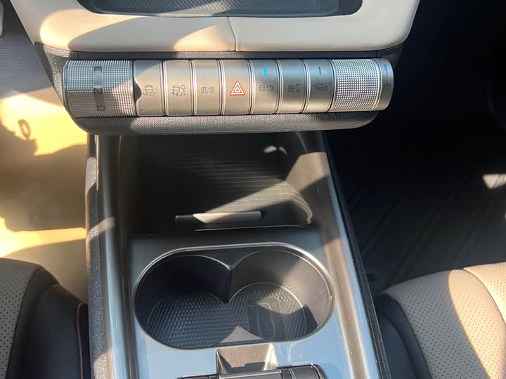 Фото 8 - BYD Dolphin