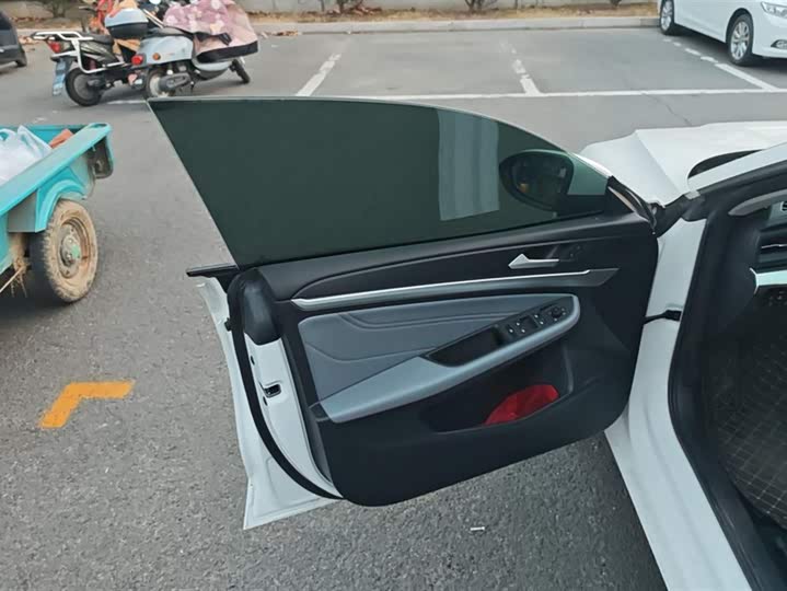 Фото 7 - Volkswagen Lamando L