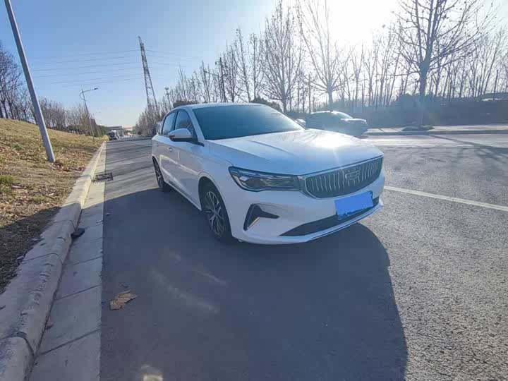 Фото 3 - Geely Emgrand