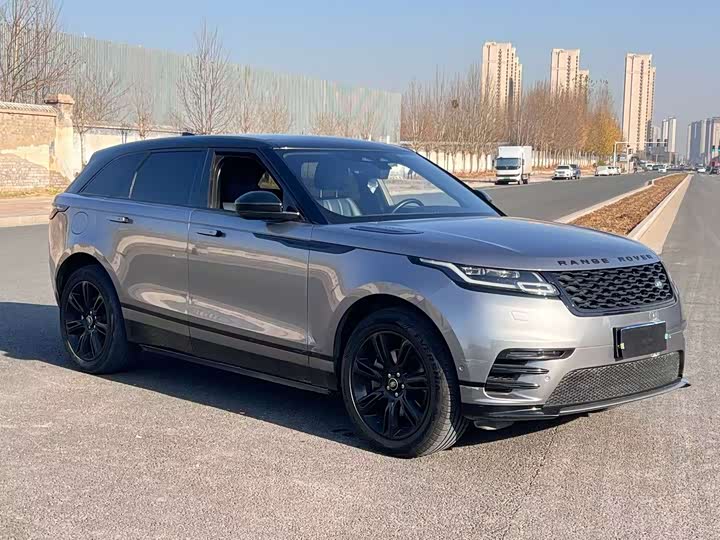 Фото 3 - Land Rover Range Rover Velar