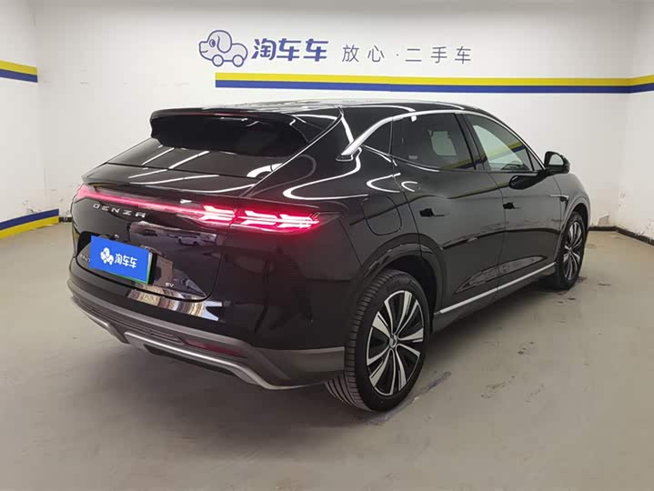 Фото 3 - Denza N7