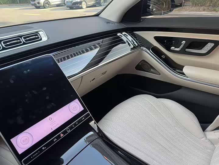 Фото 5 - Mercedes-Benz S-Class