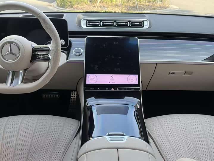 Фото 6 - Mercedes-Benz S-Class