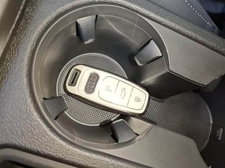 Фото 9 - Audi A3