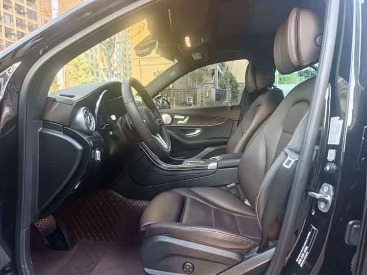 Фото 9 - Mercedes-Benz GLC-Class