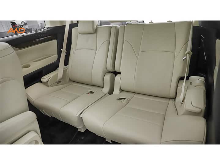 Фото 9 - Toyota Alphard