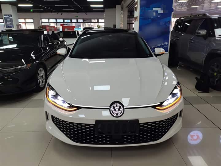 Фото 3 - Volkswagen Lamando L