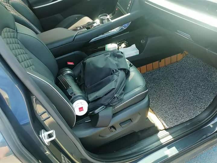 Фото 8 - Hyundai Custo