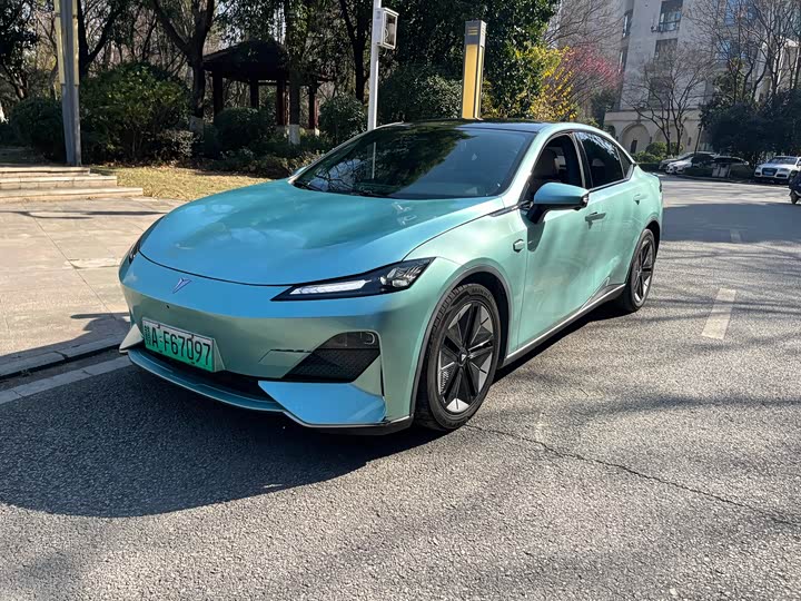 Фото 1 - Changan Deepal SL03