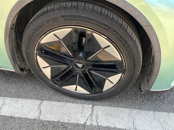 Фото 4 - Changan Deepal SL03