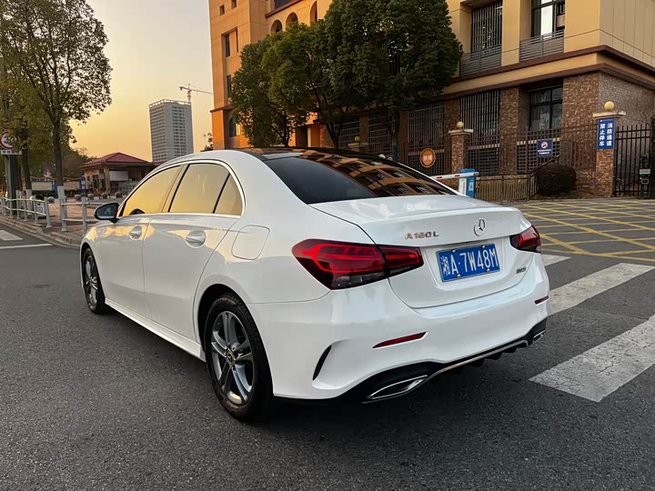 Фото 4 - Mercedes-Benz A-Class