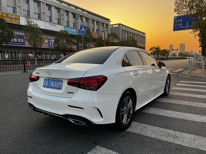 Фото 5 - Mercedes-Benz A-Class