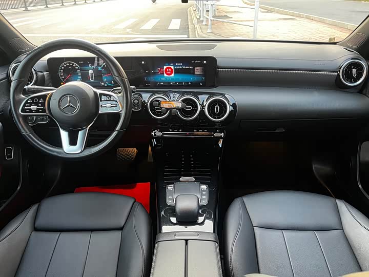 Фото 8 - Mercedes-Benz A-Class