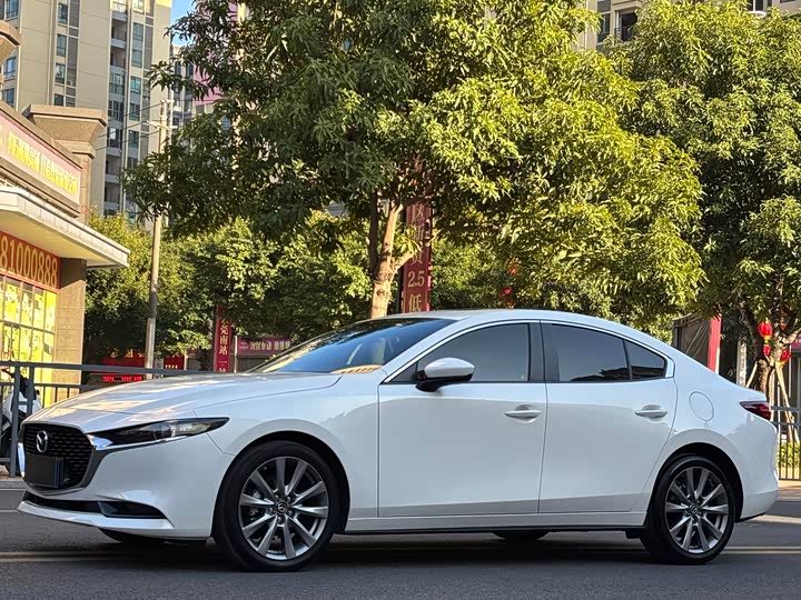 Фото 1 - Mazda 3 (Axela)