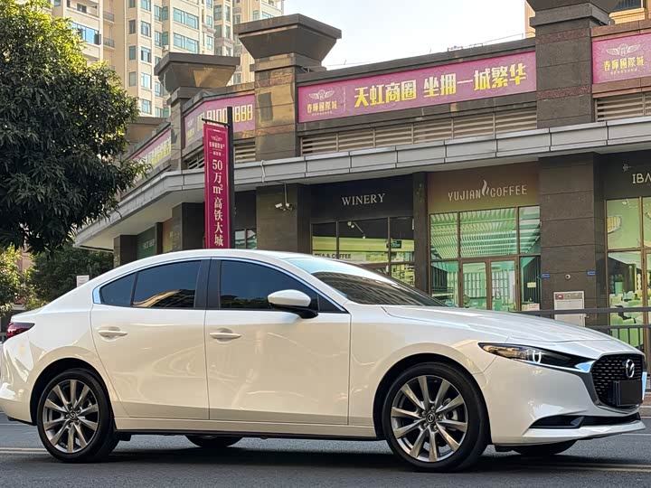 Фото 3 - Mazda 3 (Axela)