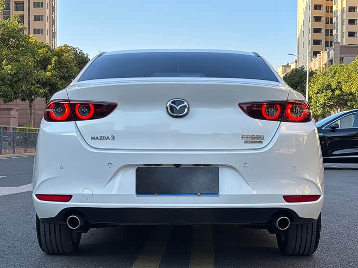 Фото 5 - Mazda 3 (Axela)