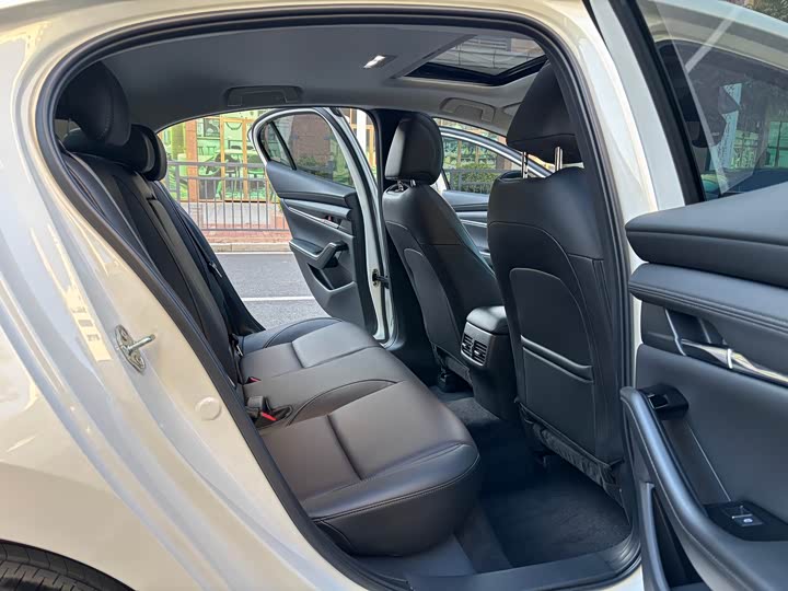 Фото 8 - Mazda 3 (Axela)