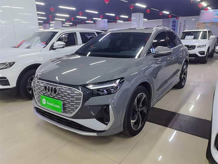 Фото 2 - Audi Q4 e-tron