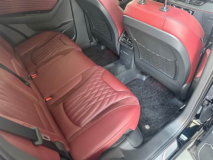 Фото 7 - Hongqi HS5