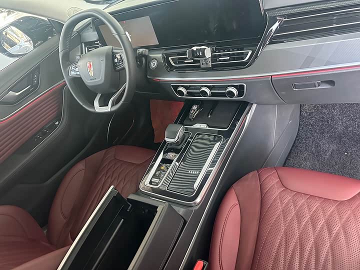 Фото 8 - Hongqi HS5