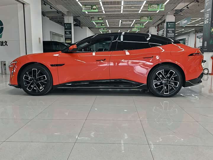 Фото 5 - Avatr 06